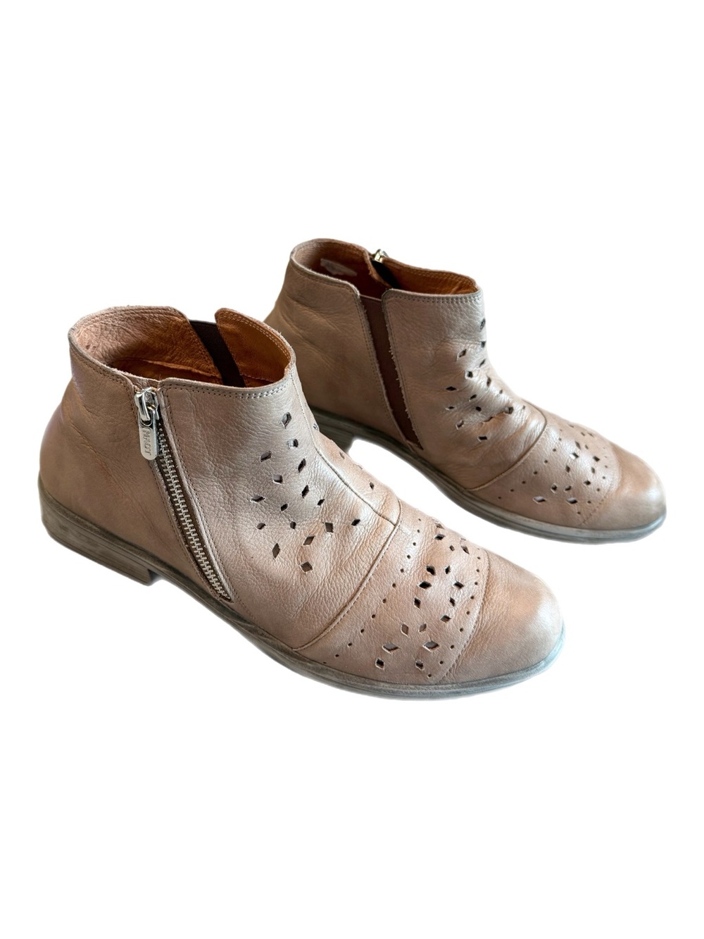 Naot Metallic Taupe Leather Cutout Ankle Boots EU 42